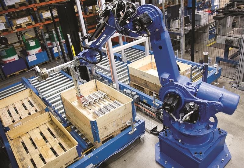 Ứng dụng Robot vận chuyển tích hợp băng tải trong nhà máy 